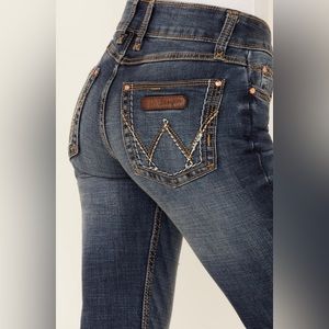 Women’s Wrangler Bootcut jeans